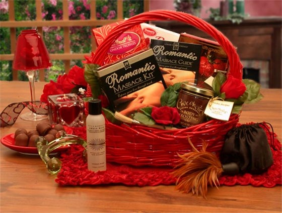 Valentine Gift Basket: Discover the perfect Valentine's Day Gift Basket online