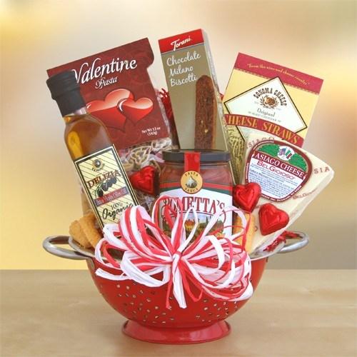 Valentine Gift Basket: Discover the perfect Valentine's Day Gift Basket online