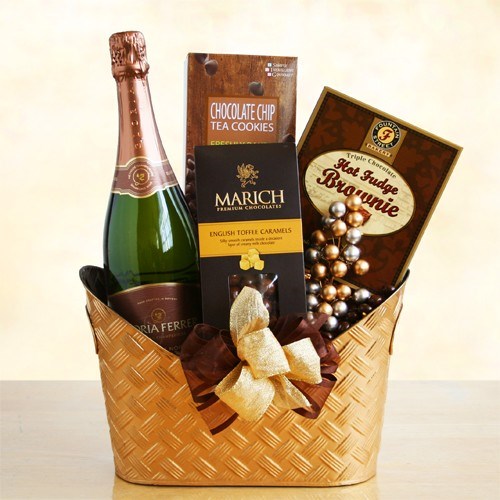 Valentine Wine Delivery For USA: celebrate this valentine with sexy wine shop on 1800gifts